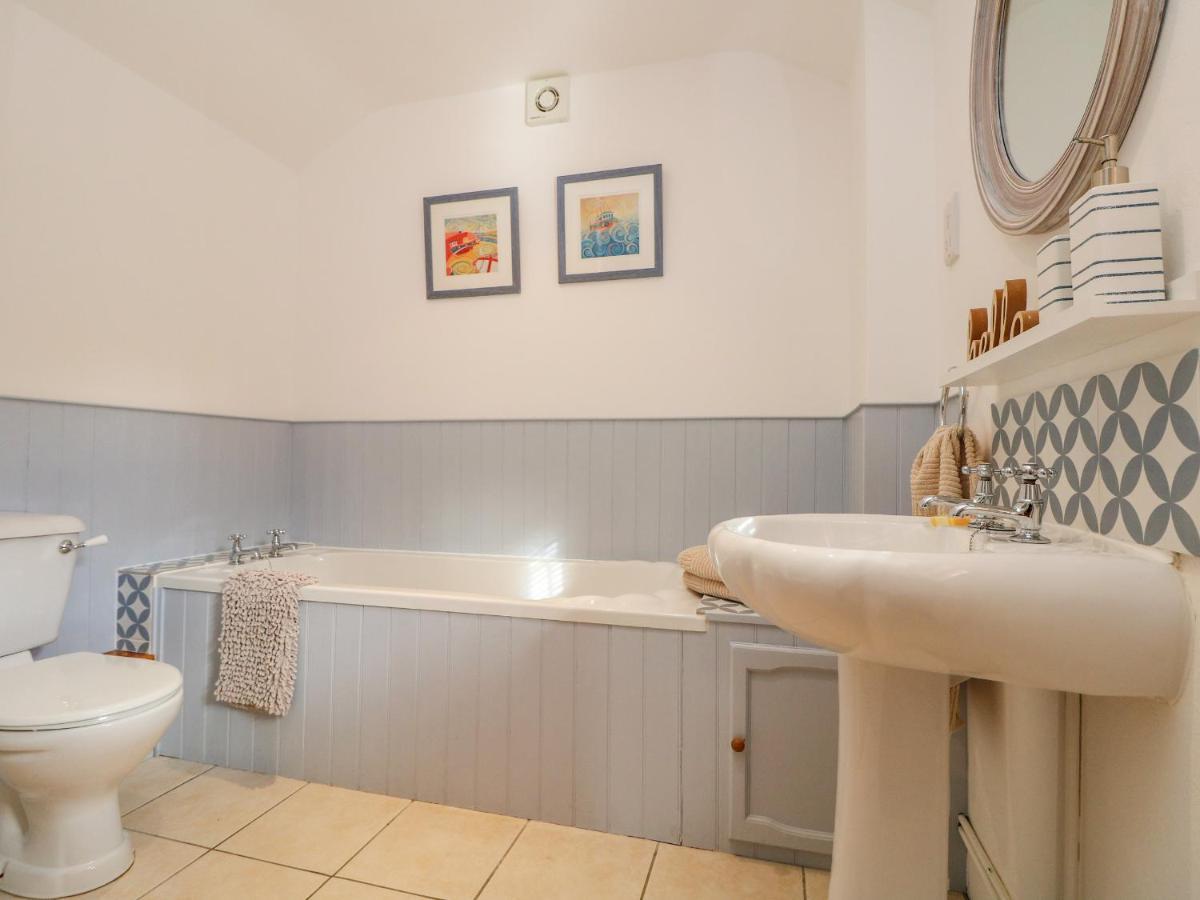 Pond Cottage Truro Eksteriør billede