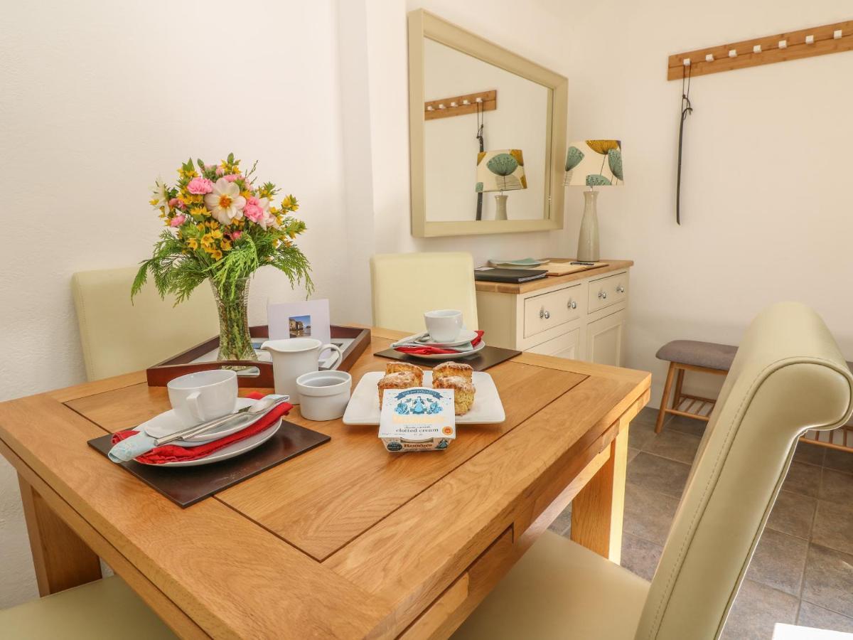 Pond Cottage Truro Eksteriør billede